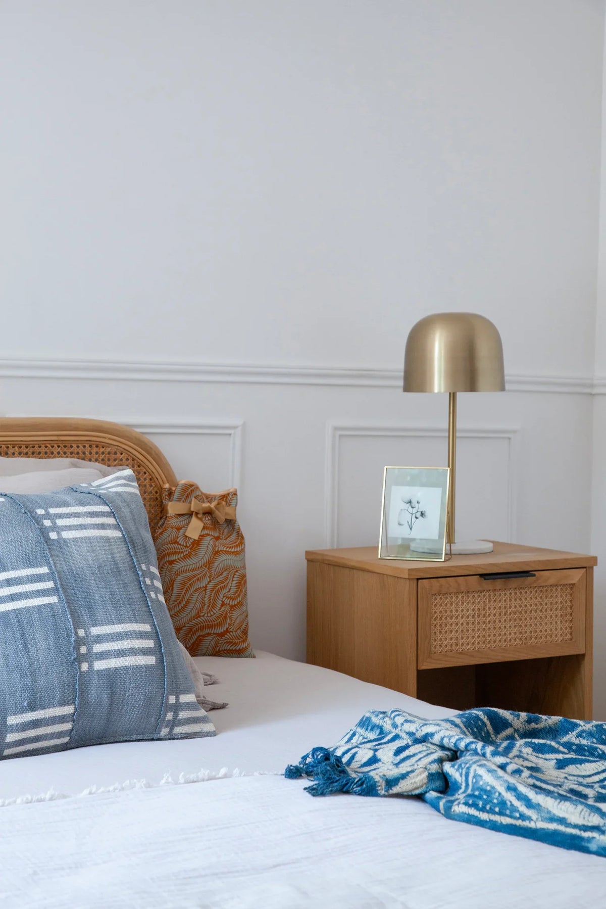 Chambre apaisée en teintes douces