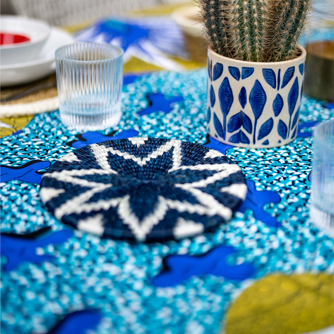 MBILA-LAGA – Nappe en wax bleu et kaki