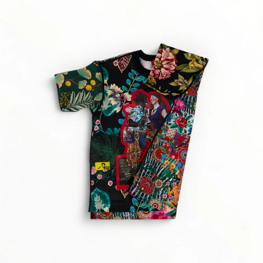 T-shirt BISENGO JP MIKA x XULY-BËT - Numéroté 15/65 - Taille L - Wearable-art inspiré du tableau "Tala Mabina ya Mboka na Biso" (Regarde la danse de notre pays) de la série de toiles BISENGO de JP MIKA.