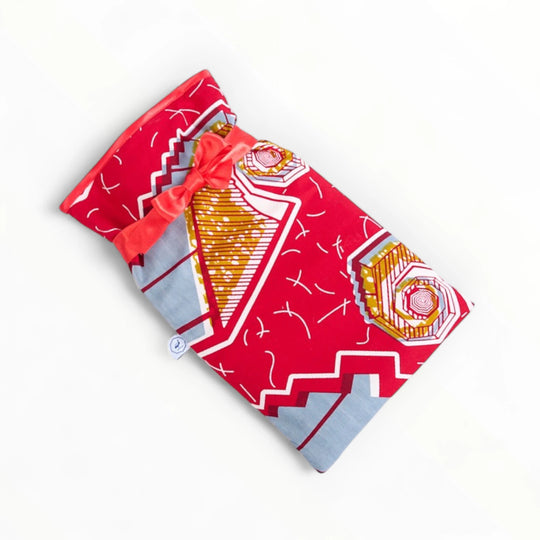 Bouillotte JAMAC avec housse molletonnée coton - wax africain - Capacité 1,8 litres - Housse 36 x 21 cm. - Studio Matongé - Modèle Mike ocre, bleu marine et blanc.