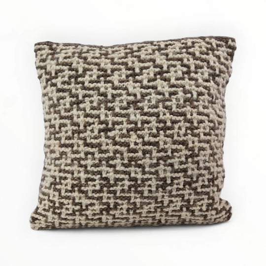 Paire de coussin ethnique - Pure laine - brun chiné et blanc - JOTO - Studio Matongé. Coussin carré N°1 : 45 x 45 cm