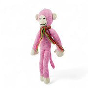JOSEPH, le doudou singe à longues pattes de Studio Matongé en coton bio certifié GOTS est tricoté main au Kenya par une coopérative favorisant le travail et l'autonomie des femmes en milieu rural, et ça... ça rend JOSEPH le singe encore plus joyeux!
Le singe JOSEPH est disponible en 2 tailles S & M et en de nombreuses couleurs  (ici en jaune taille M).