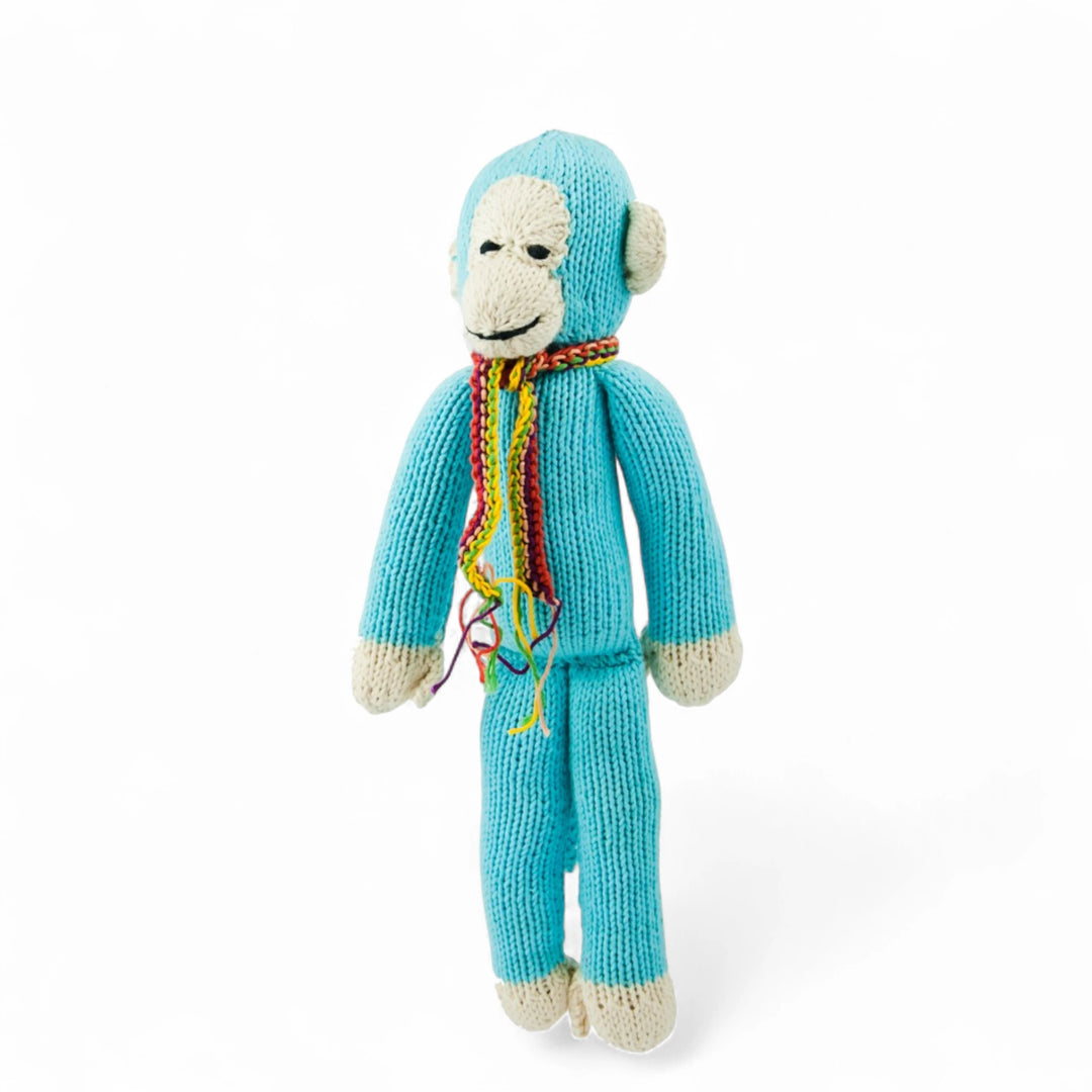 Le singe JOSEPH est disponible en 2 tailles S & M et en de nombreuses couleurs  (ici en bleu turquoise taille M).