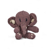 Anatole l’Éléphant – doudou coton bio Les Espiègles, petit éléphant gris tricoté main par Kenana Knitters pour Studio Matongé.