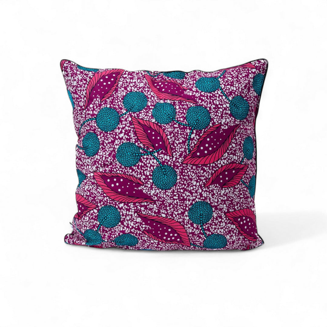 Housse de coussin zippée carrée 50 x 50 cm en coton - wax africain -  OSUN-LINDEN. Multicolore : magenta, bleu turquoise.