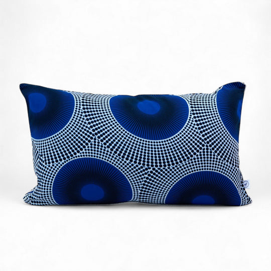 Housse de coussin éthnique - Wax bleu et blanc -30 x 50 cm - WAALI - Studio Matongé