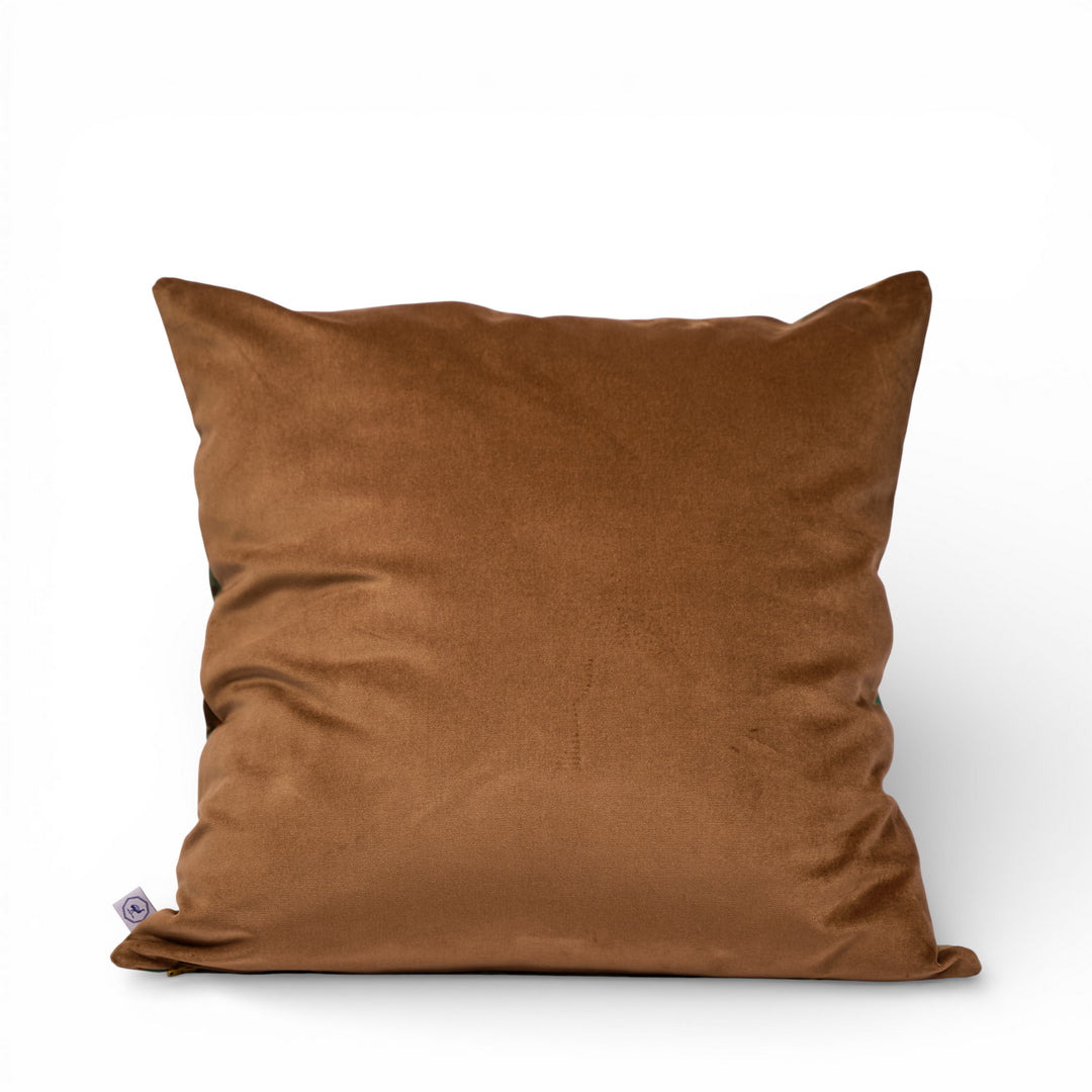 Housse de coussin KUMASI, dos en velours de coton noisette en format carré 40 x 40 cm