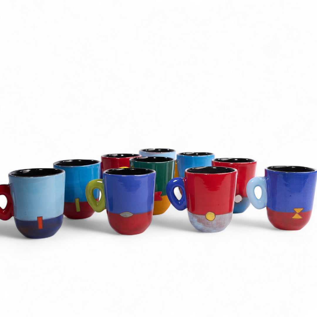 Tasses à café MARABA en céramique par la céramiste Sud-Africaine Clementina van der Walt pour Done d'Africa x Studio Matongé.
6,5 cm de diamètre et 8 cm de hauteur, parfait pour vos expresso.
Combinez les en mix and match et créez un service fun et coloré à votre image.