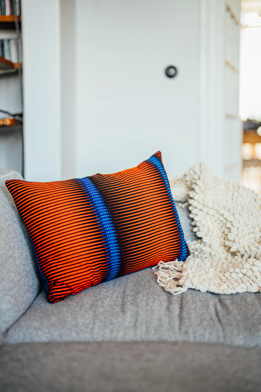 LEGBA-AGU housse de coussin