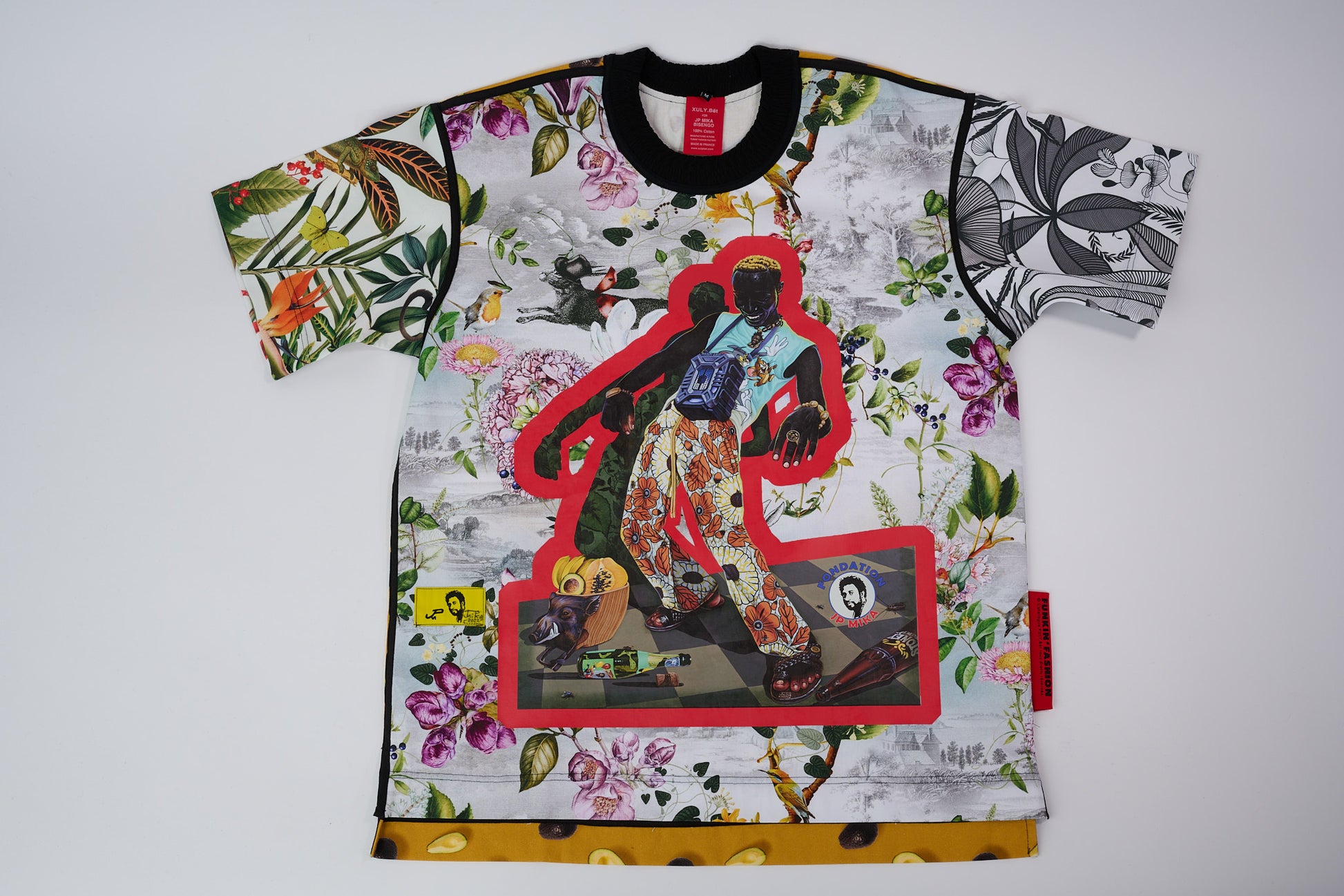T-shirt BISENGO JP MIKA x XULY-BËT - Numéroté 9/65 - Taille M - Wearable-art inspiré du tableau "Feti n'a Feti" (C'est la fête) de la série de toiles BISENGO de JP MIKA.