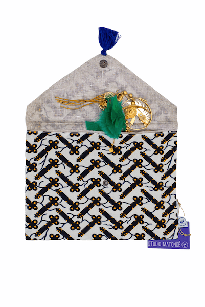 Pochette de rangement enveloppe - Wax blanc et noir et lin enduit - KER - Studio Matongé