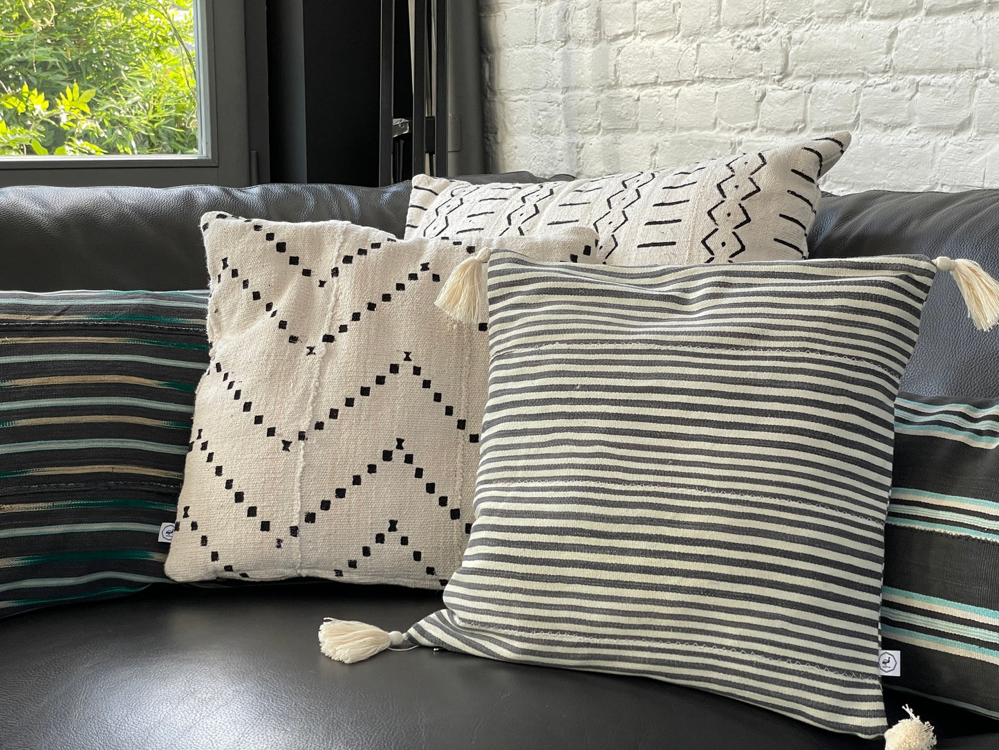 Ethnic cushion cover - gray striped vintage Mossi African fabric - NISHATI